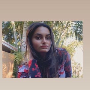 Meet your Posher, Adrianna